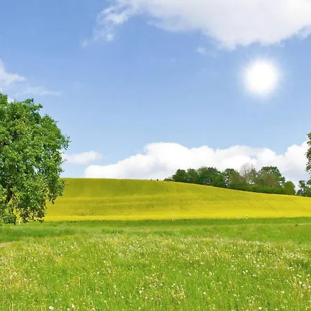 Cozy In Krems Iiwarderbrueck With Sauna Gols