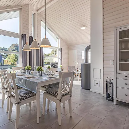 Cozy In Krems Iiwarderbrueck With Sauna *